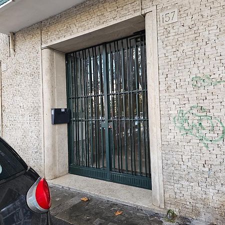 Attico Per Quattro Persone Sulla Nomentana, Wi-Fi, Aria Condizionata Appartement Rome Buitenkant foto