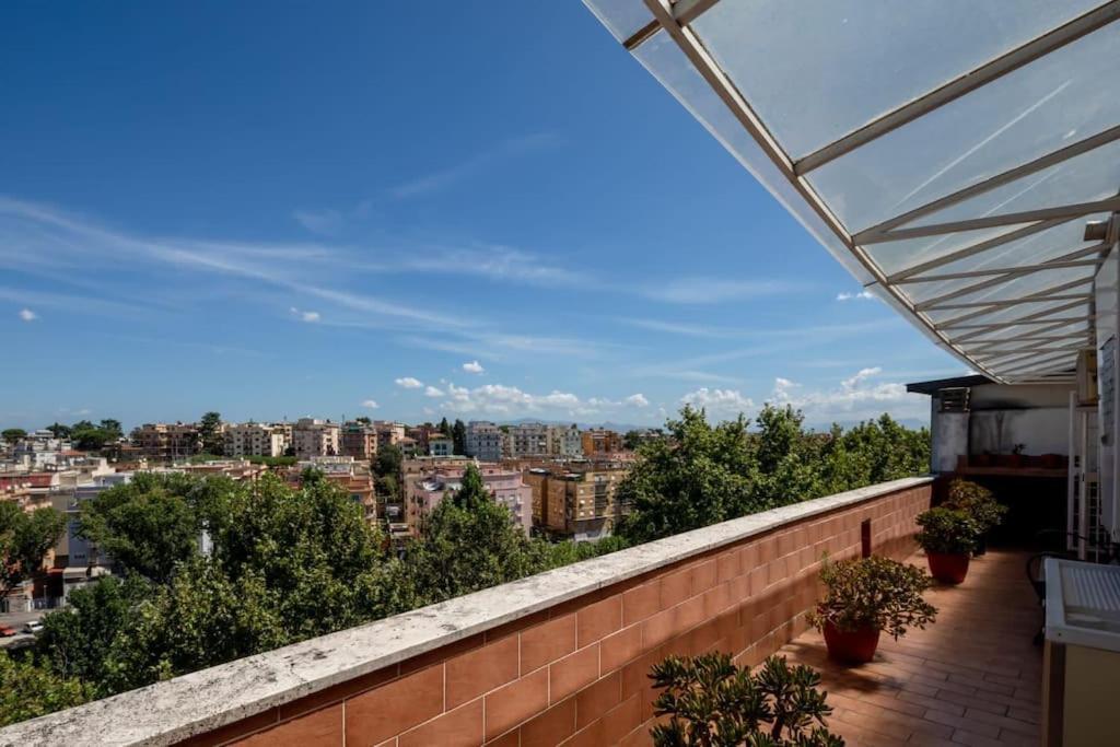Attico Per Quattro Persone Sulla Nomentana, Wi-Fi, Aria Condizionata Appartement Rome Buitenkant foto
