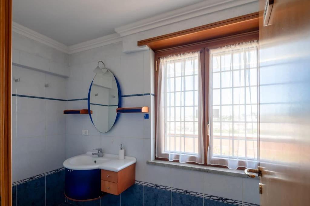Attico Per Quattro Persone Sulla Nomentana, Wi-Fi, Aria Condizionata Appartement Rome Buitenkant foto
