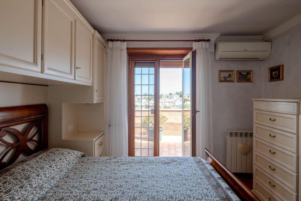 Attico Per Quattro Persone Sulla Nomentana, Wi-Fi, Aria Condizionata Appartement Rome Buitenkant foto